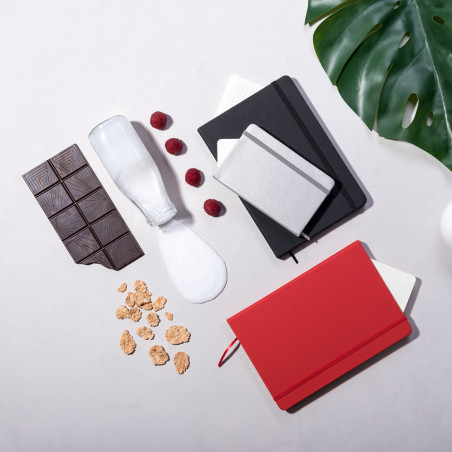 Mini Carnet avec Fermeture Élastique Détail Original pour Invités