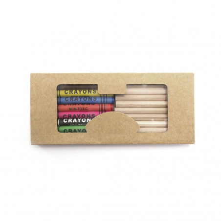 Cires et crayons de couleur présentés dans une boîte