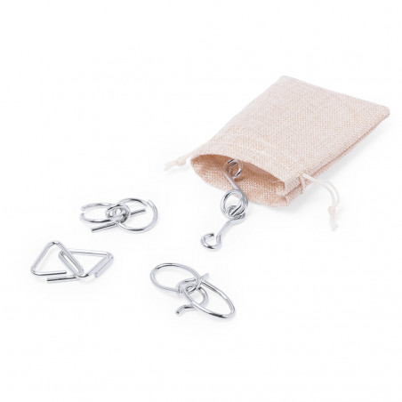 Jeux de compétence métalliques dans un sac en jute pour invités