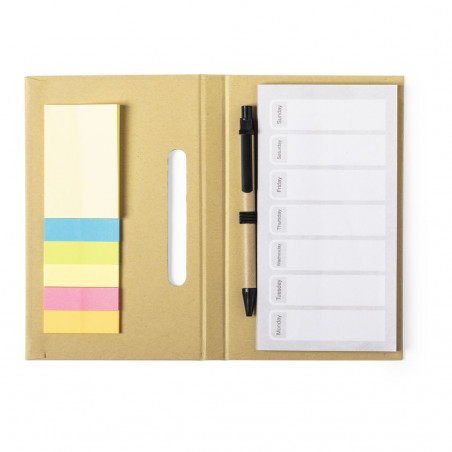 Bloc-notes et postez-le avec un stylo
