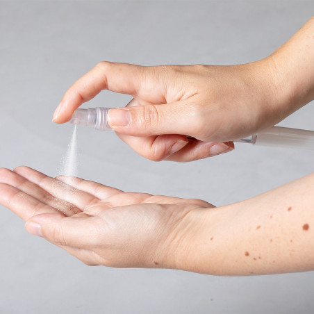 Stylo blanc désinfectant avec pulvérisateur rechargeable idéal contre le coronavirus