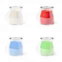 Bougie parfumée dans un pot en verre avec des odeurs et des couleurs variées