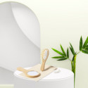Miroir à main et brosse