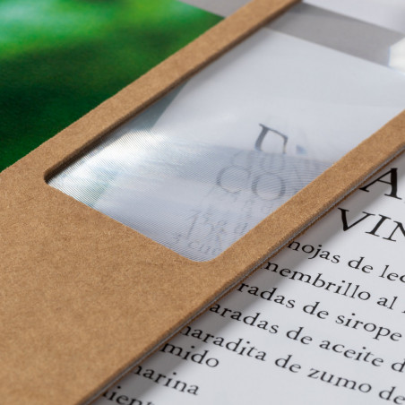 Marque-page avec loupe intégrée en carton recyclé et cordon de transport
