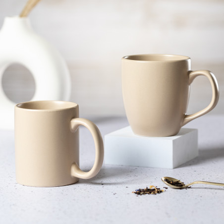Tasse mug en céramique couleur naturelle à offrir