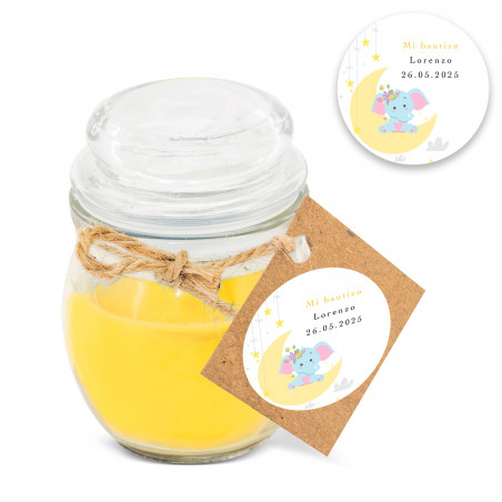 Bougie parfumée jaune dans un pot en verre avec une étiquette personnalisable au design d'éléphant pour un baptême