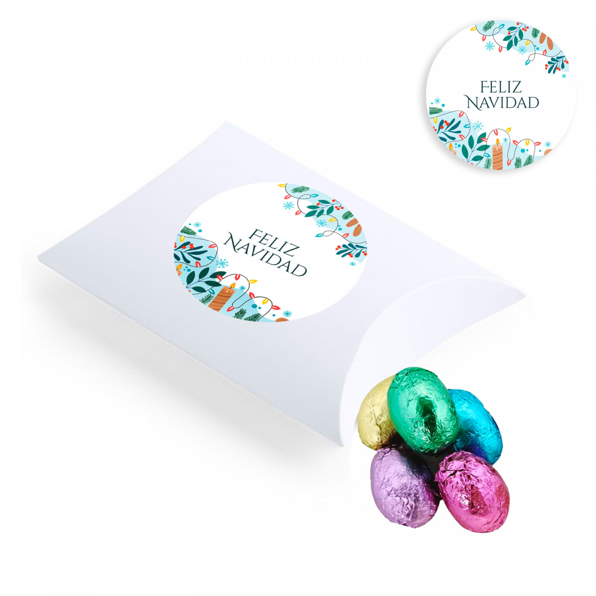 Œufs en chocolat dans un étui blanc avec autocollant de Noël pour des détails
