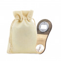 Ouvre-bouteille en bois avec étiquette adhésive et sachet pour mariage