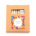 Trousse avec crayons de couleur et feuilles à colorier avec autocollant super-héros pour les détails