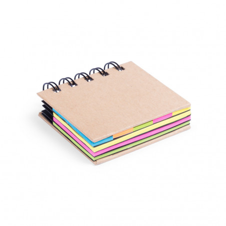Carnet avec des post-it adhésifs de couleurs avec des super-héros