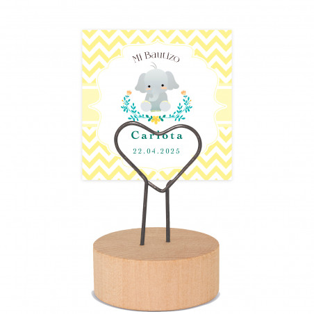 Porte-cartes en forme de cœur avec base en bois et carte personnalisable pour les détails de baptême