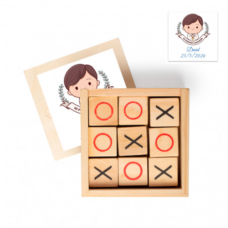 Tic tac toe dans une boîte en bois avec adhésif 5x5 cm pour les détails de la première communion de l enfant