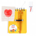 Carnet avec stylo personnalisable et sucette à offrir