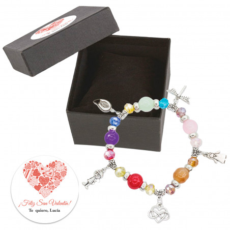 Bracelet avec charms dans une élégante boîte avec autocollant romantique pour plus de détails