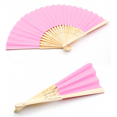 Éventail en bois rose avec adhésif colombe rose pour les détails de la première communion