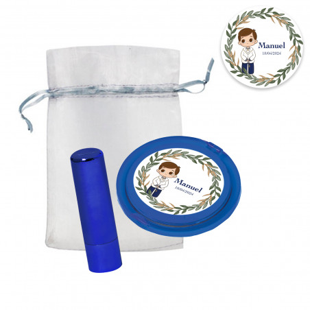 Brillant à lèvres et miroir bleus personnalisés dans un sachet en organza pour la communion d'un garçon