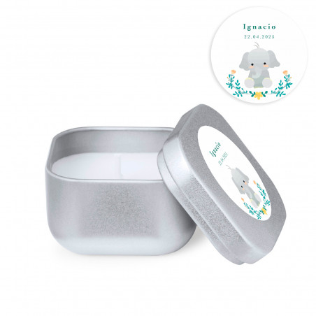 Bougie parfumée dans une boîte métallique argentée personnalisée avec un autocollant d'éléphant pour des détails