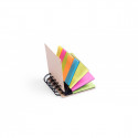 Carnet avec Post-it colorés et adhésif personnalisable pour des détails d'anniversaire