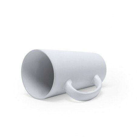 Mug allongé en céramique avec maxi anse