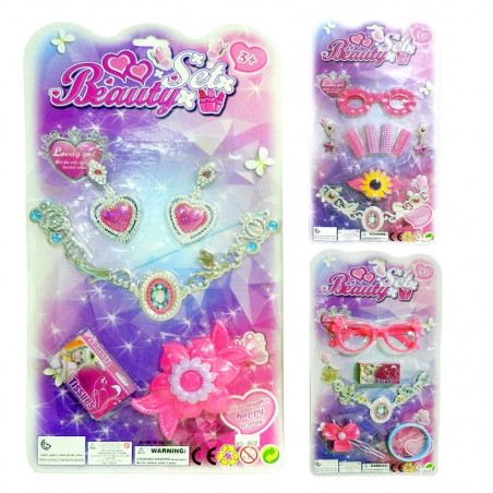 Coffret beauté avec collier métallique et accessoires