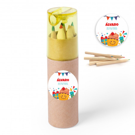 Trousse avec crayons de couleur et autocollant sympathique personnalisable pour des détails enfantins