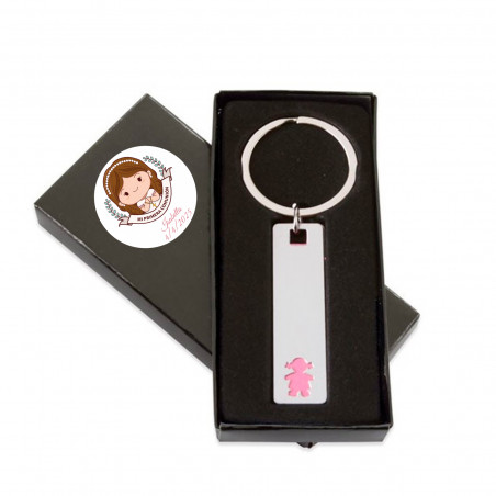 Porte-clés en métal fille dans une élégante boîte avec un autocollant de première communion personnalisable à offrir