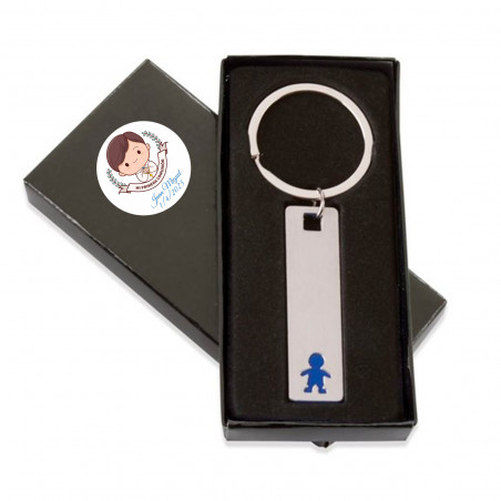 Porte clés en métal pour garçon dans une élégante boîte avec autocollant de première communion personnalisable pour les détails
