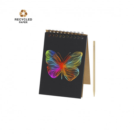 Carnet magique avec autocollant personnalisable pour des détails enfantins
