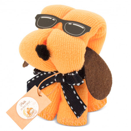 Serviette design chien avec carte suspendue personnalisée pour les détails des invités au baptême