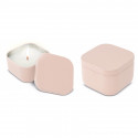 Bougie parfumée dans une boîte métallique rose avec autocollant de 5 cm pour la première communion.
