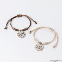 Bracelet de communion dans une boîte kraft personnalisable à offrir
