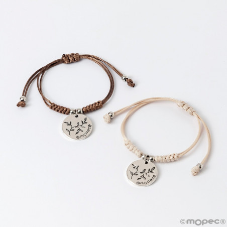 Bracelet de communion dans une boîte kraft personnalisable à offrir