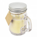 Tasse en céramique avec autocollant d amitié avec bougie parfumée et baume à lèvres hydratant dans un coffret cadeau