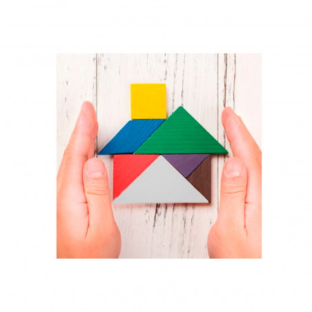 Puzzle en bois avec cornet de bonbons dans un sac pour les détails des événements