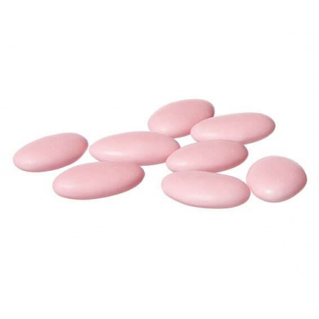 Pétoncles roses en chocolat dans une boîte en carton kraft avec un autocollant personnalisable pour le baptême d'une fille