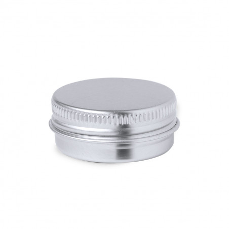 Baume à lèvres vegan dans une boîte en aluminium avec un autocollant personnalisé pour les détails de la communion de la fille.