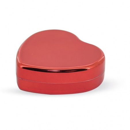 Baume à lèvres coeur rouge avec boîte de présentation blanche