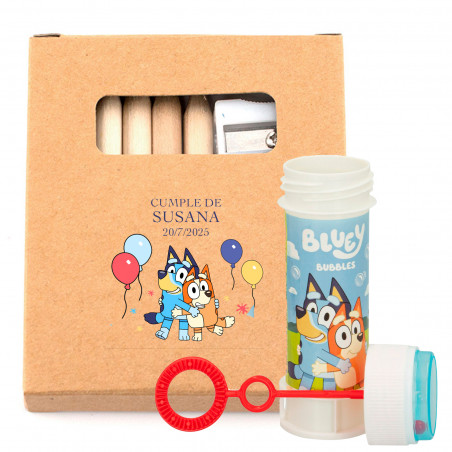 Étui personnalisable avec des feuilles et des crayons de couleur avec un flacon à bulles Bluey pour des détails événements