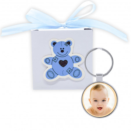 Porte-clés en métal avec photo personnalisable dans une boîte décorative bleue pour des souvenirs de baptême