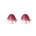 Pot de bonbons avec des fraises à la crème et autocollant personnalisable, détail parfait pour les événements
