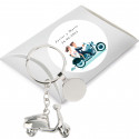 Porte-clés scooter et autocollant personnalisé pour les détails de mariage dans une boîte en carton couleur argent
