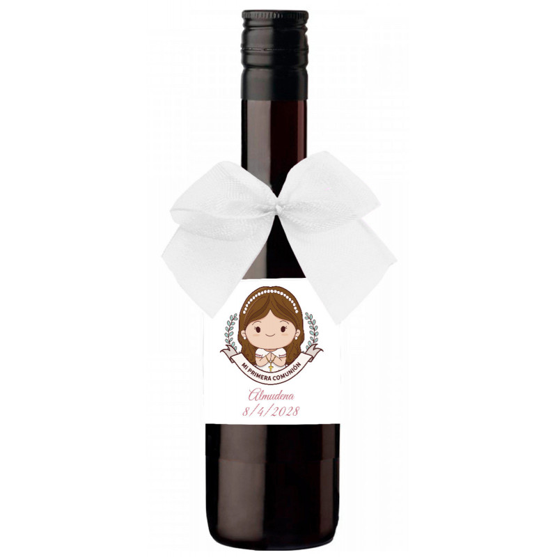 Bouteille de vin personnalisée pour un détail de communion avec un nœud décoratif