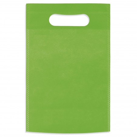 Porte-clés et autocollants de football dans un sac vert personnalisé avec un autocollant communion enfant