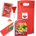 Détails voitures enfants personnalisés sac avec bonbons et set de papeterie