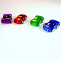 Détails d'enfants Cars avec des autocollants, des jouets et une sucette.