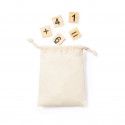 Emojis sac à dos avec des cadeaux en bois et bonbons