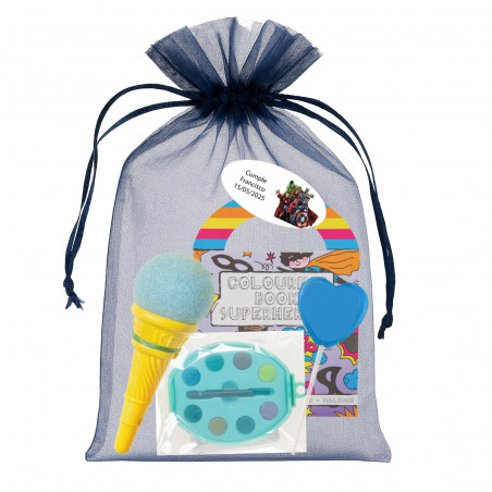 Avengers pack dans un sac en organza avec des cadeaux pour enfants