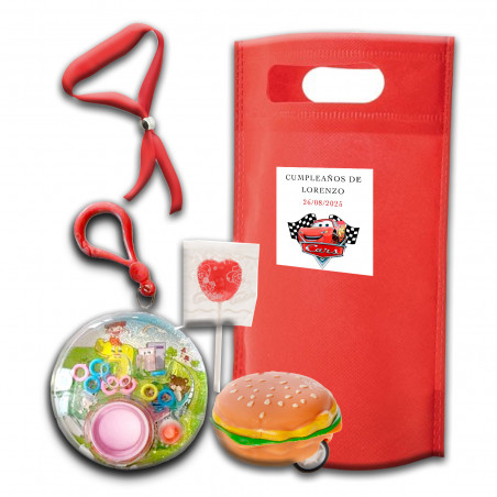 Voitures, pack enfant avec des cadeaux amusants pour les enfants