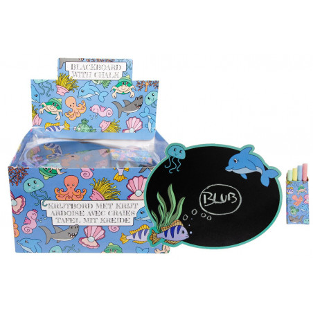 Tableau enfant marin avec craies