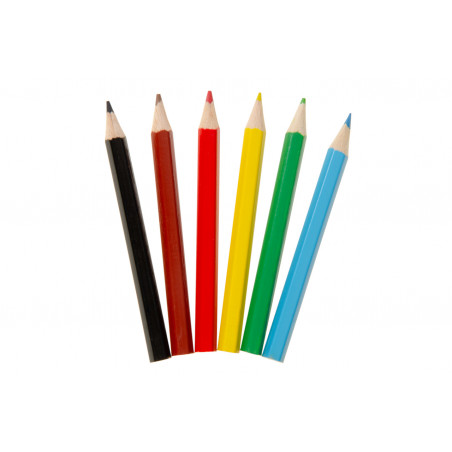 Crayons de couleur dans une boîte spatiale
